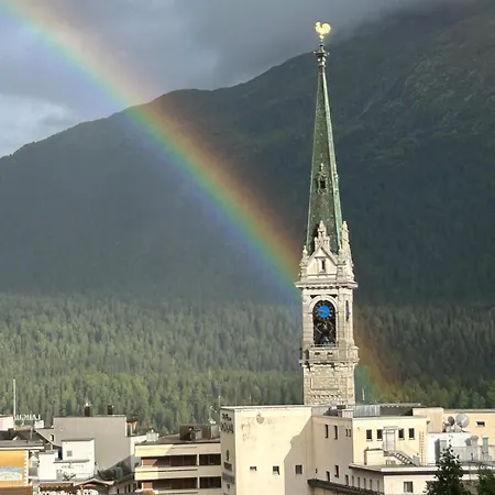 Tinus - 3 Min Walk To Lift