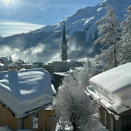 Tinus - Toplage In Dorf Apartment St. Moritz