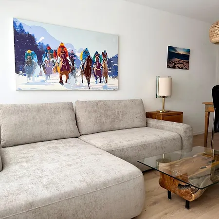 Tinus - 3 Min Walk To Lift Apartman