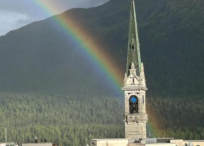 Tinus - 3 Min Walk To Lift